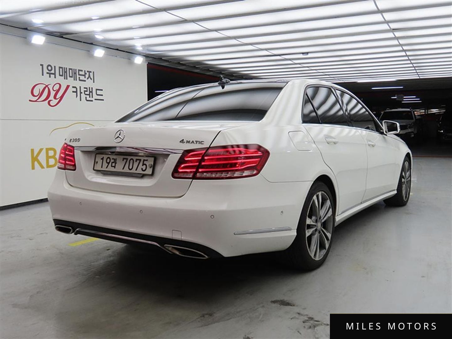 Mercedes-Benz E-Class W212 2014 — миниатюра 4