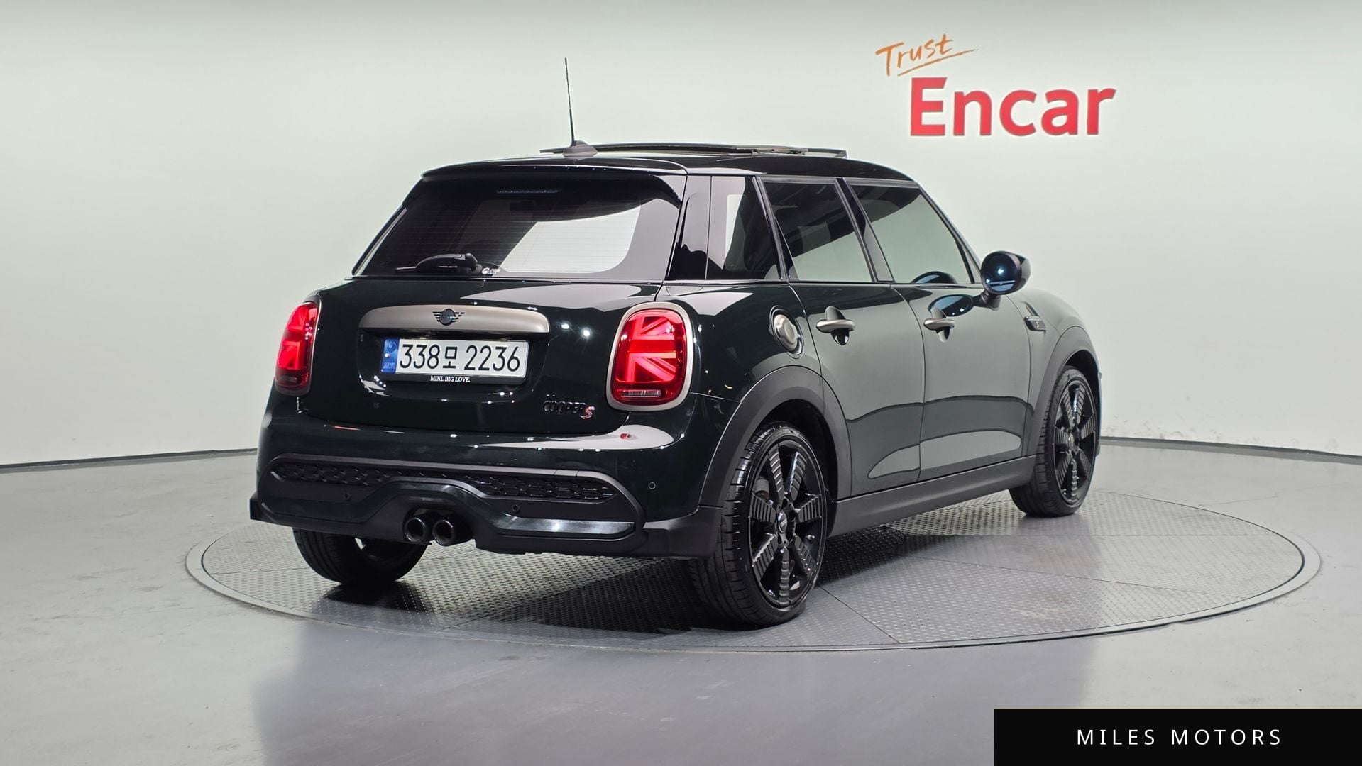 MINI 쿠퍼 S 2023 — миниатюра 2