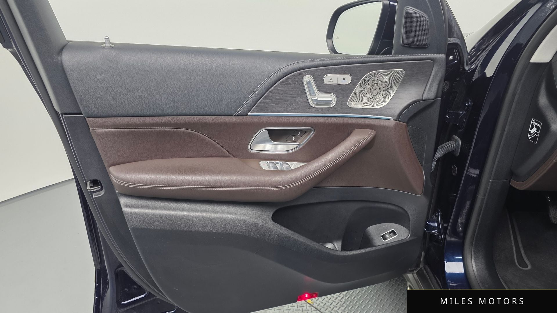 Mercedes-Benz GLE-Class W167 2022 — миниатюра 14