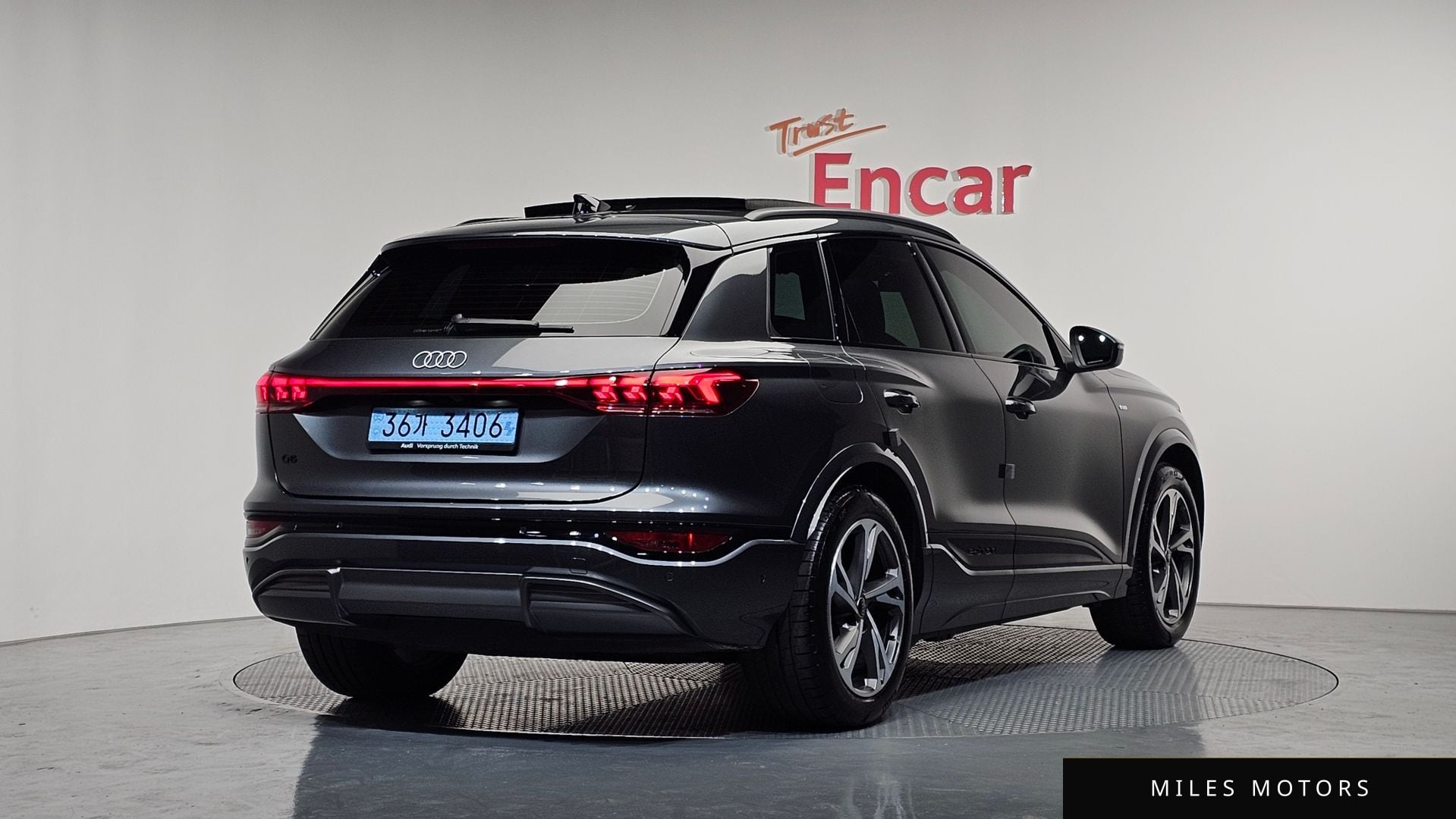 Audi Q6 e-tron 2025 — миниатюра 2