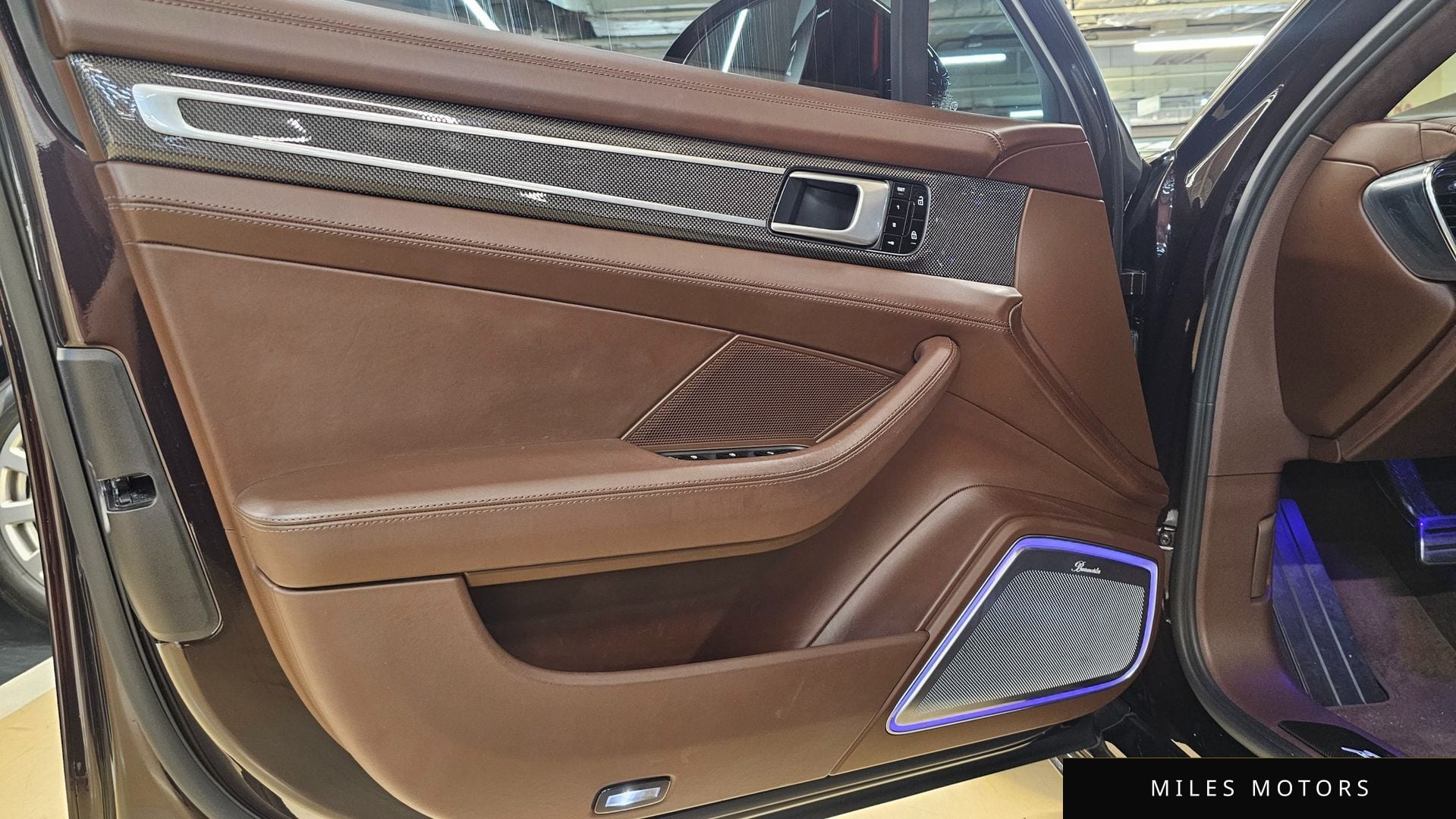 Porsche Panamera 2020 — миниатюра 10