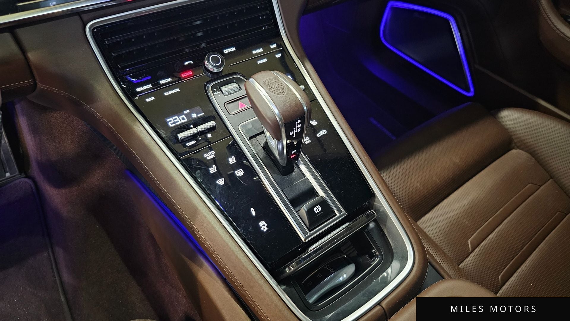 Porsche Panamera 2020 — миниатюра 12
