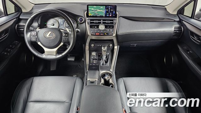 Лексус NX300h 2018 — миниатюра 10