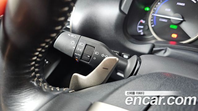 Лексус NX300h 2018 — миниатюра 27