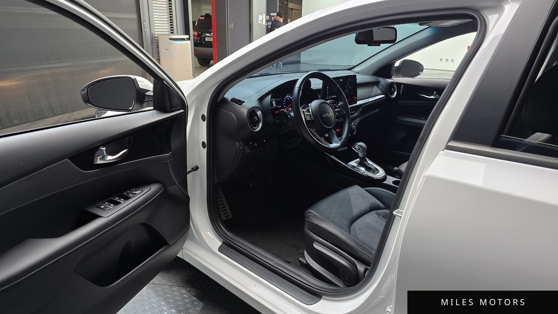 Kia K3 2023 — миниатюра 13