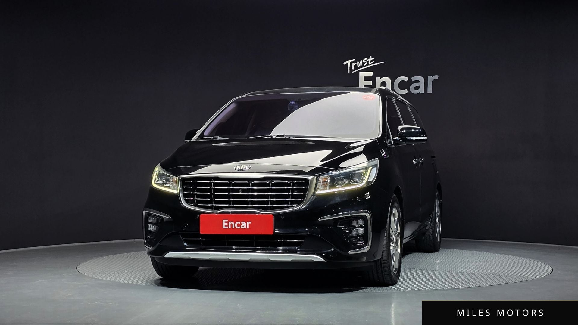 Kia Canival 2019 — миниатюра 3