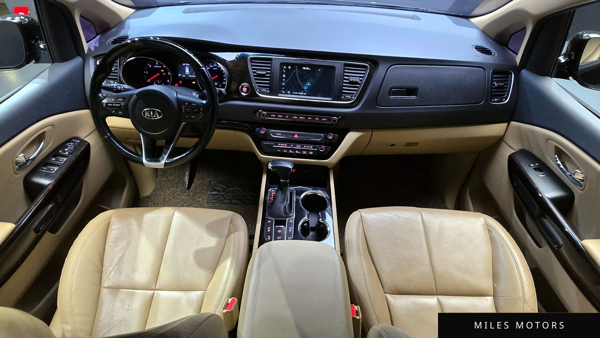 Kia Canival 2019 — миниатюра 10