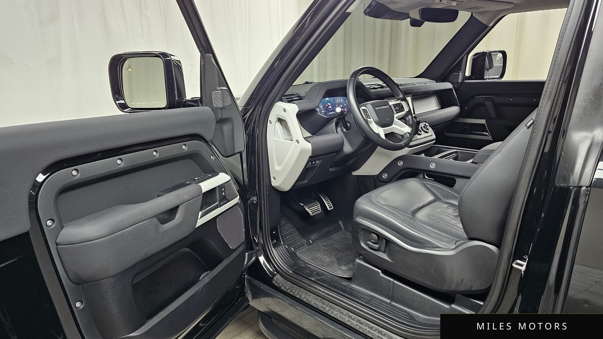 Land Rover 디펜더 (L663) 2022 — миниатюра 13