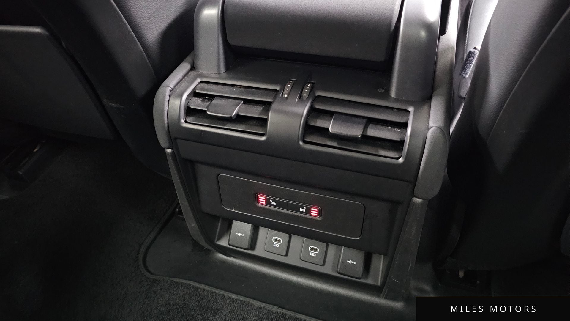 Land Rover 디펜더 (L663) 2022 — миниатюра 24