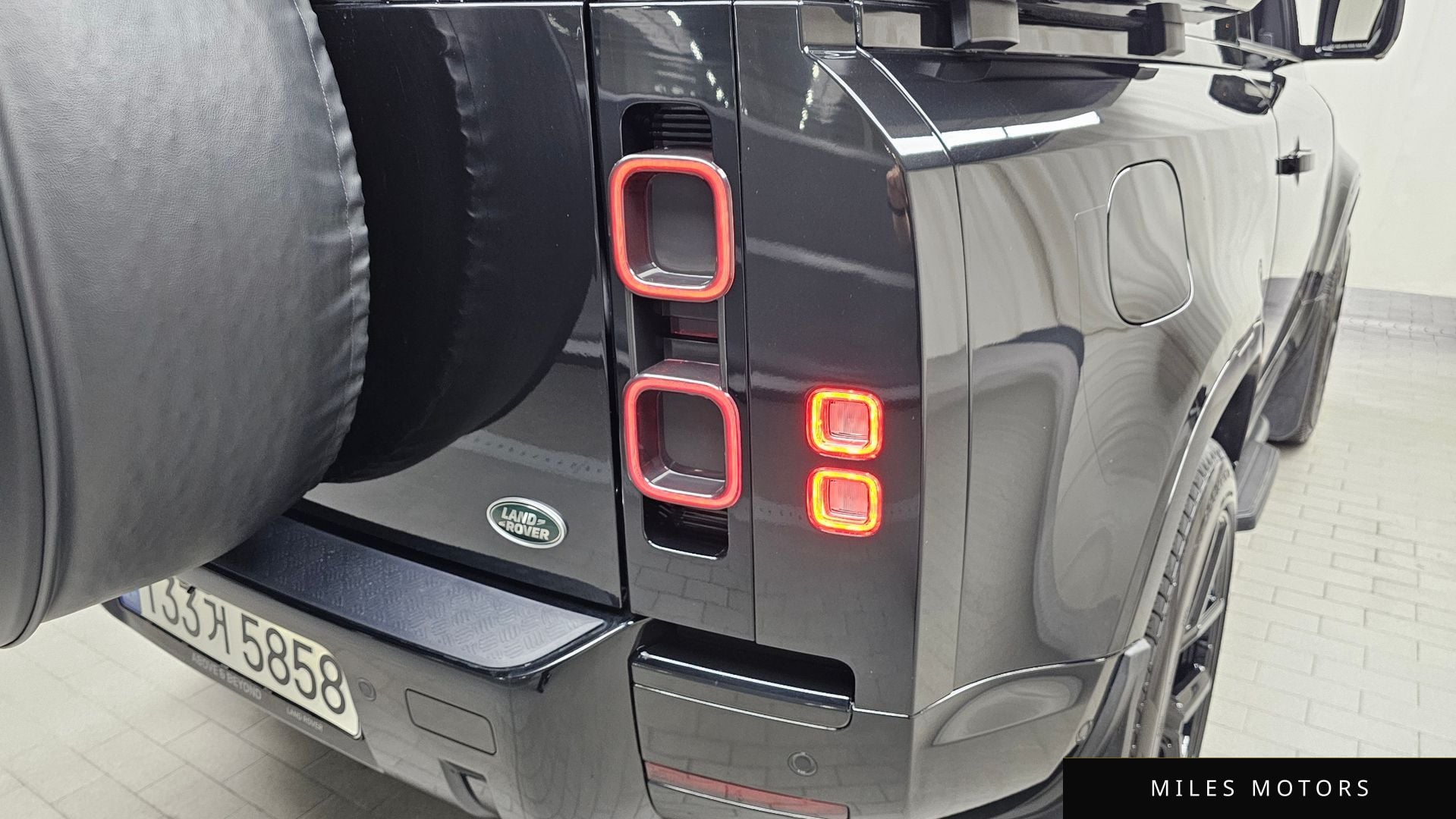 Land Rover 디펜더 (L663) 2022 — миниатюра 9