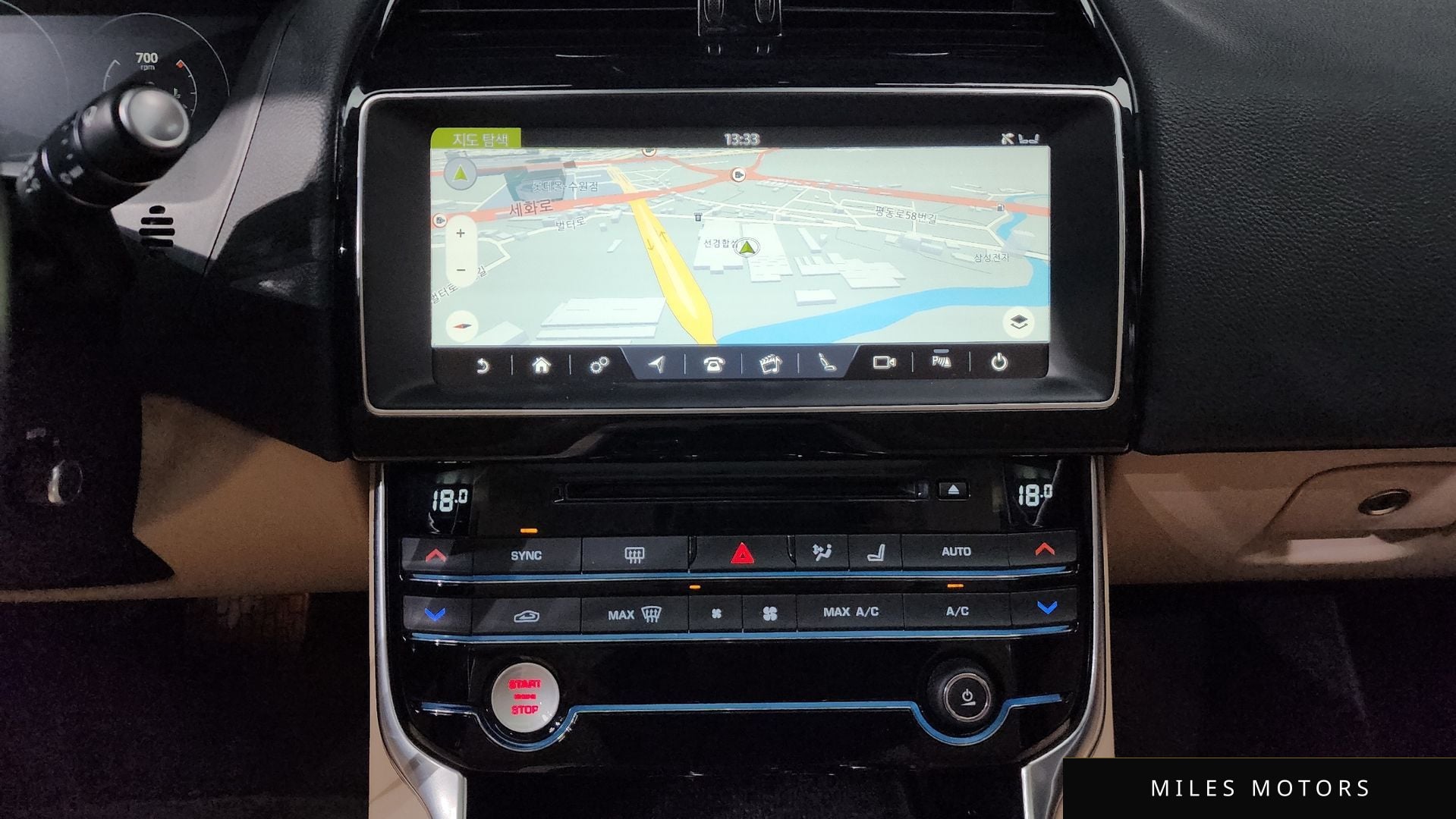 Jaguar XE 2018 — миниатюра 20