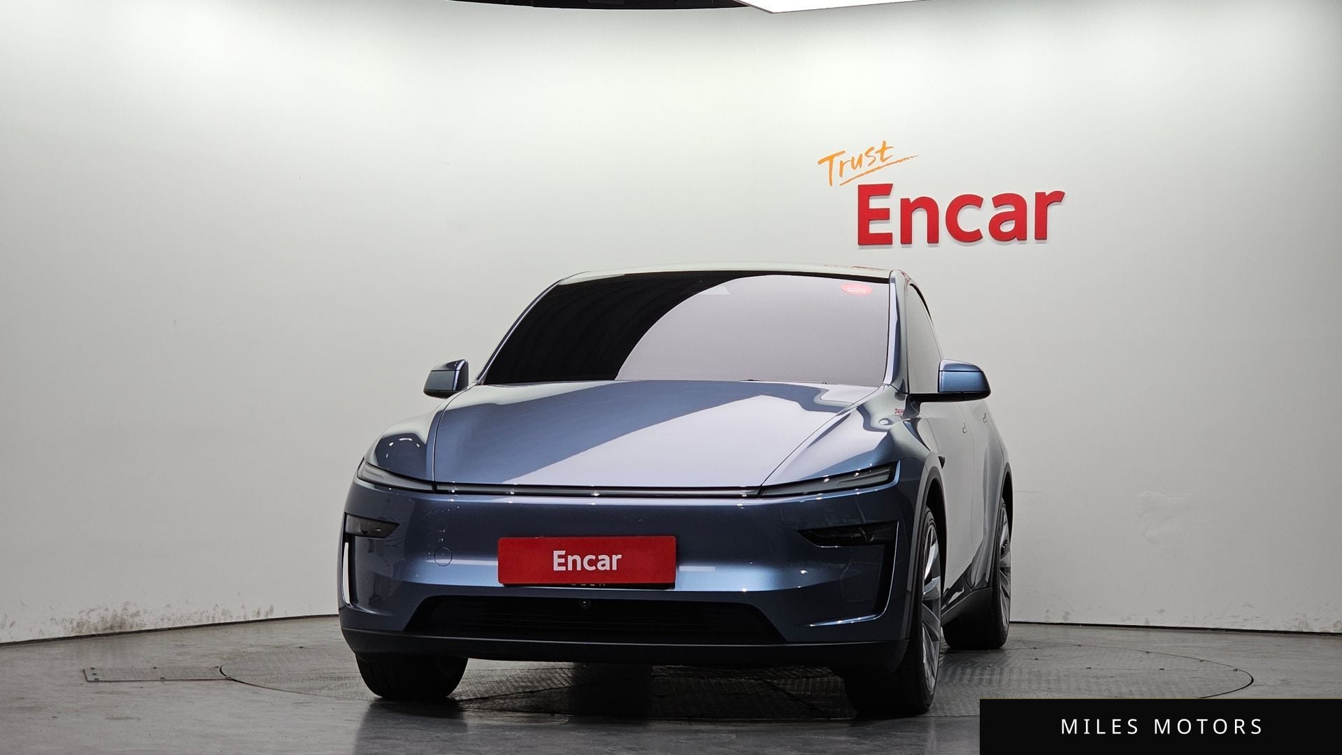 Tesla Model Y 2025 — миниатюра 3