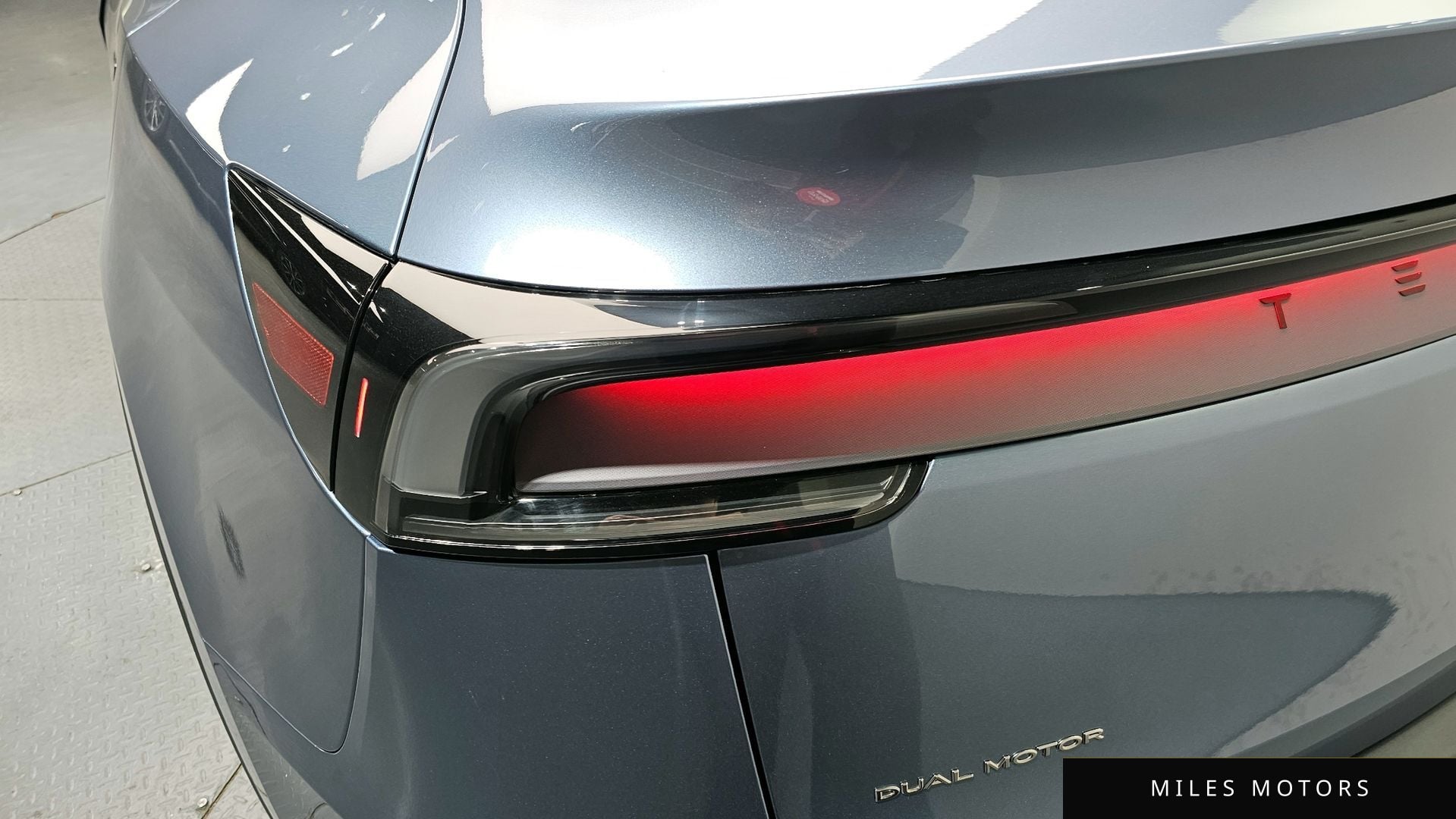 Tesla Model Y 2025 — миниатюра 9