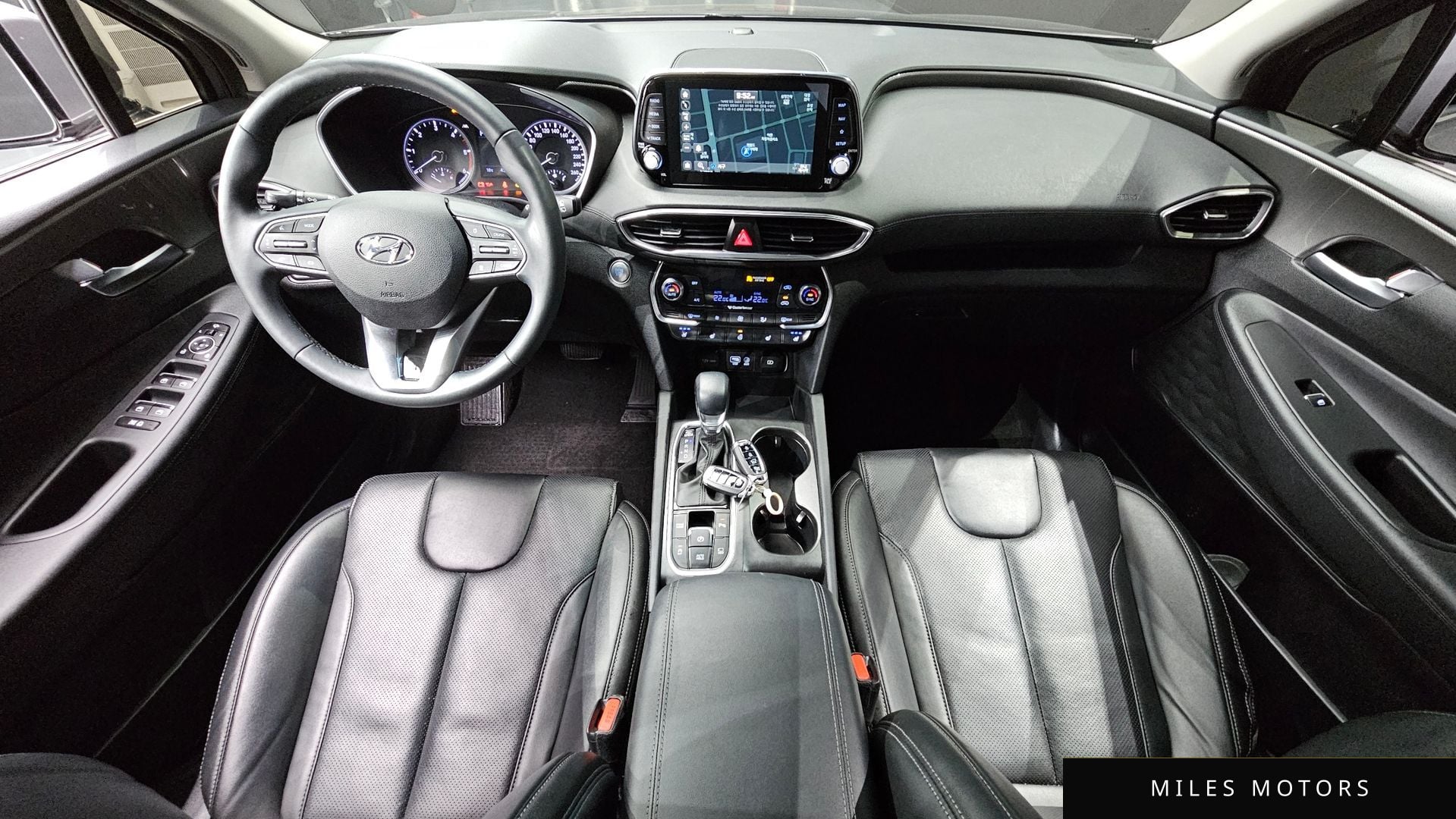 Hyundai Santafe 2019 — миниатюра 10