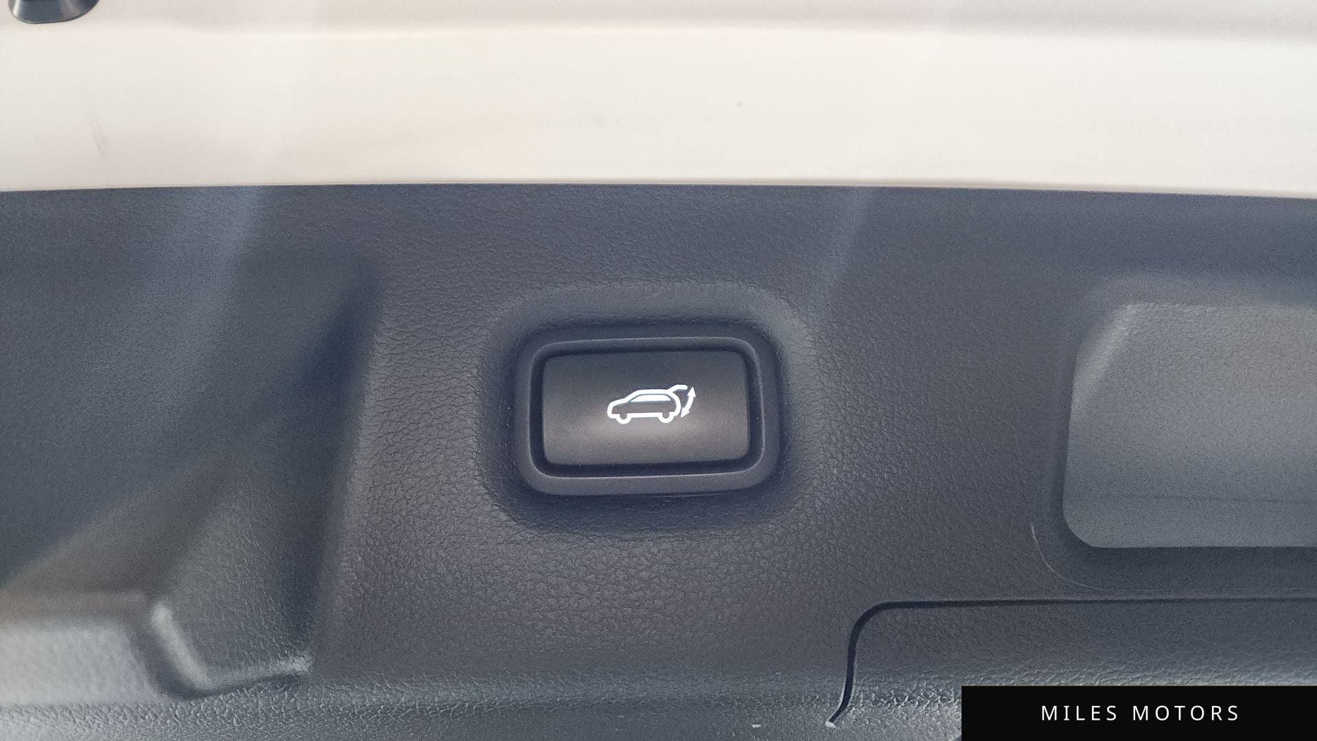 Hyundai Santafe 2022 — миниатюра 28