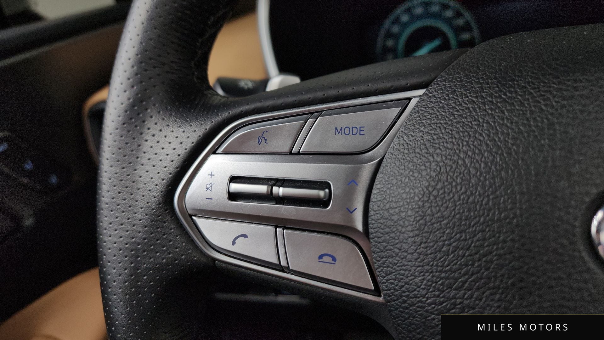 Hyundai Santafe 2022 — миниатюра 41