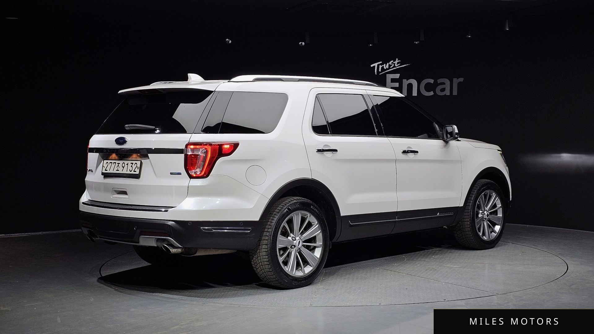 Ford Explorer 2018 — миниатюра 2
