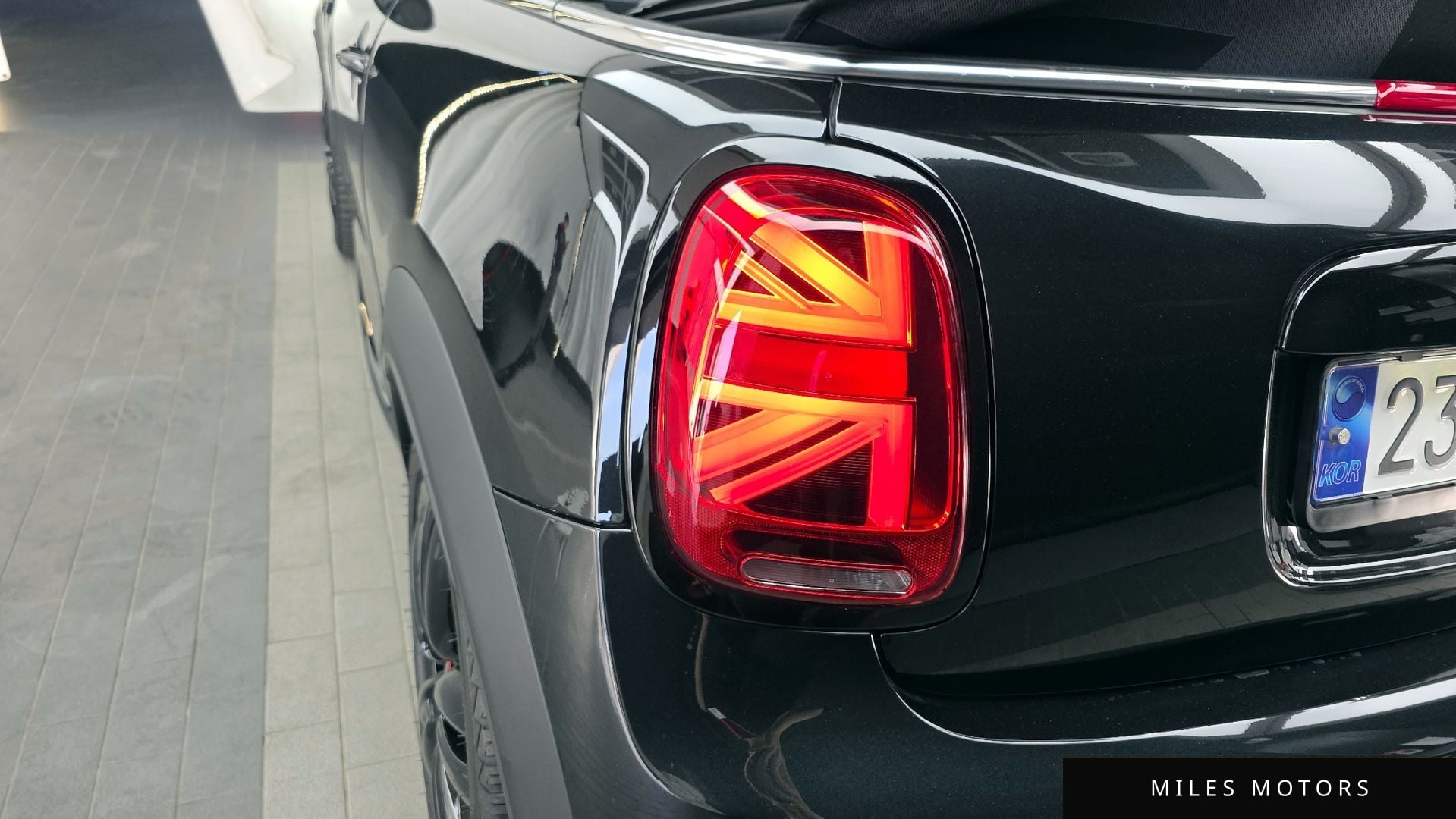 MINI Cooper Convertible 2023 — миниатюра 9