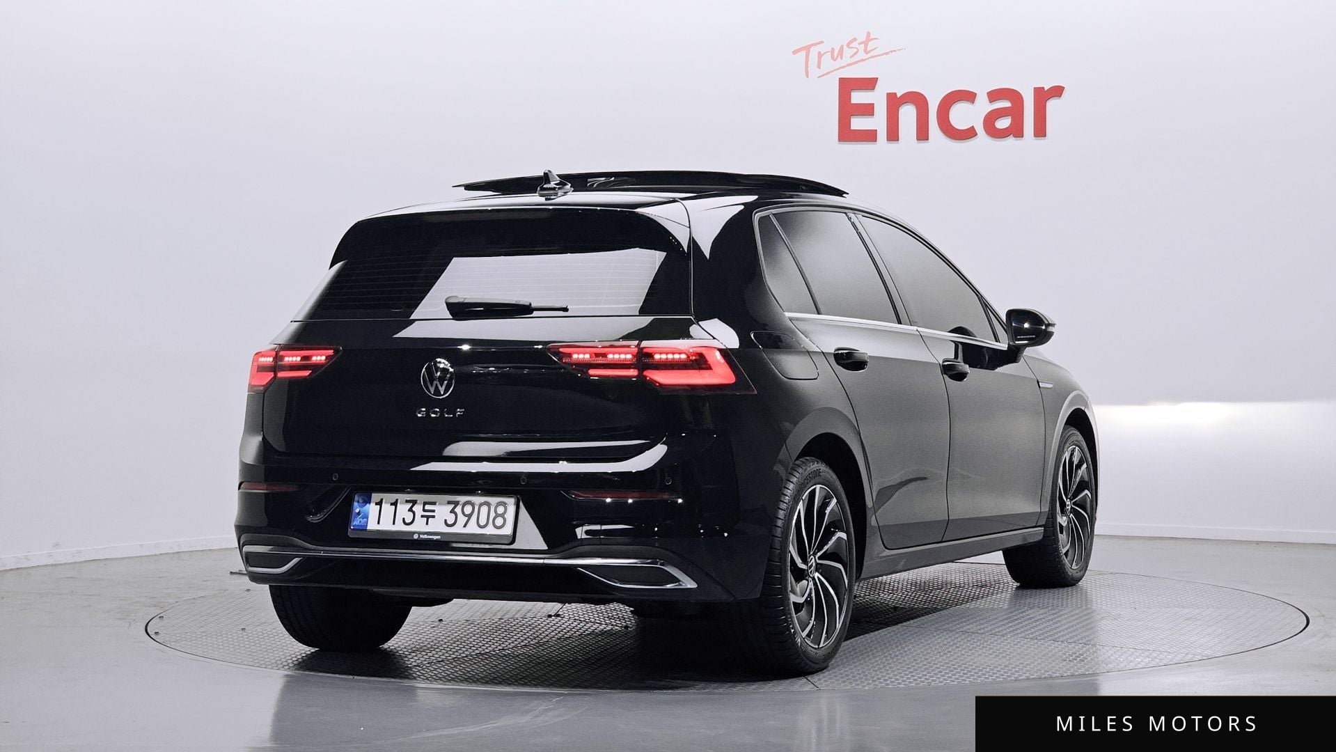 Volkswagen 골프 2022 — миниатюра 2