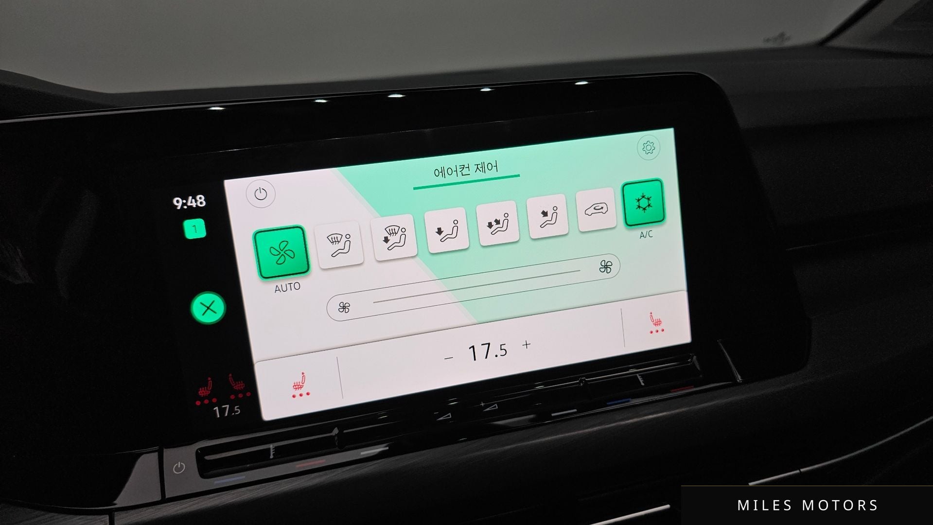 Volkswagen 골프 2022 — миниатюра 31