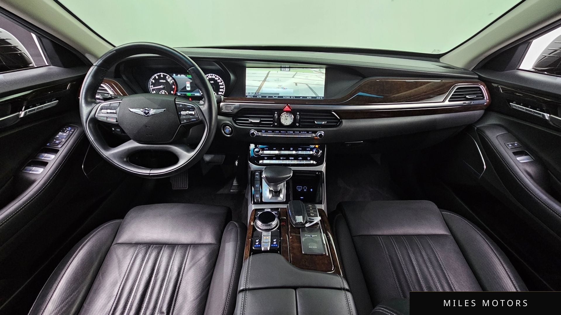 Genesis EQ900 2018 — миниатюра 7
