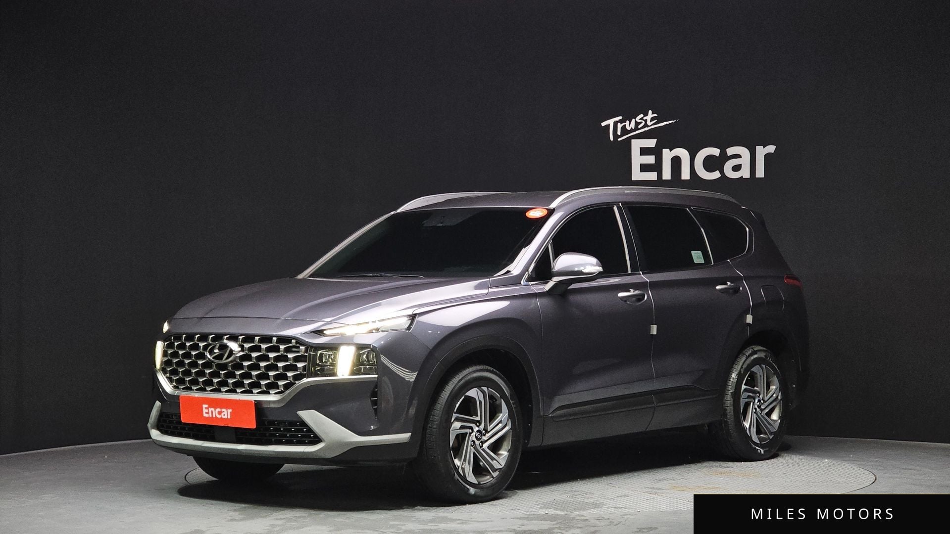 Hyundai Santafe 2021 — фото 1 из 12