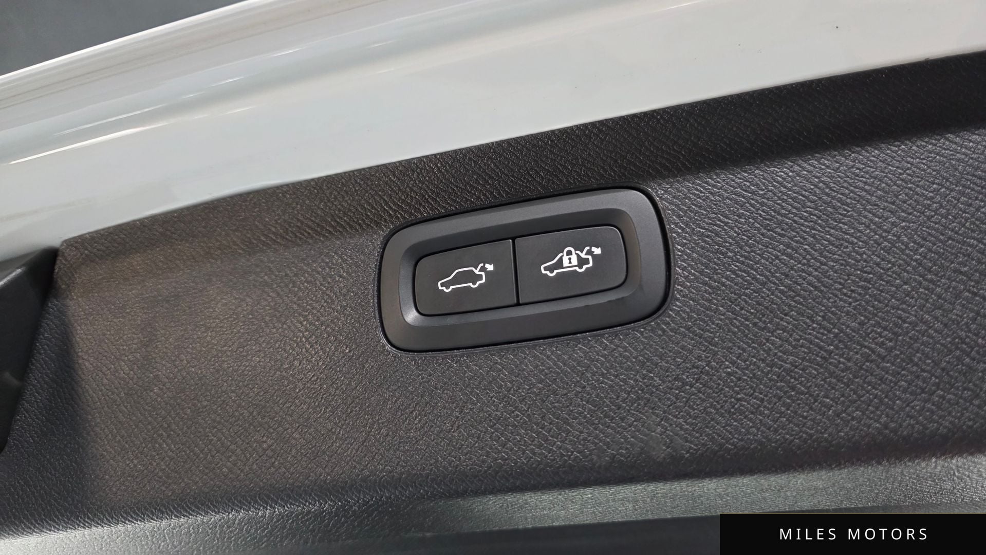 Volvo XC90 2022 — миниатюра 20