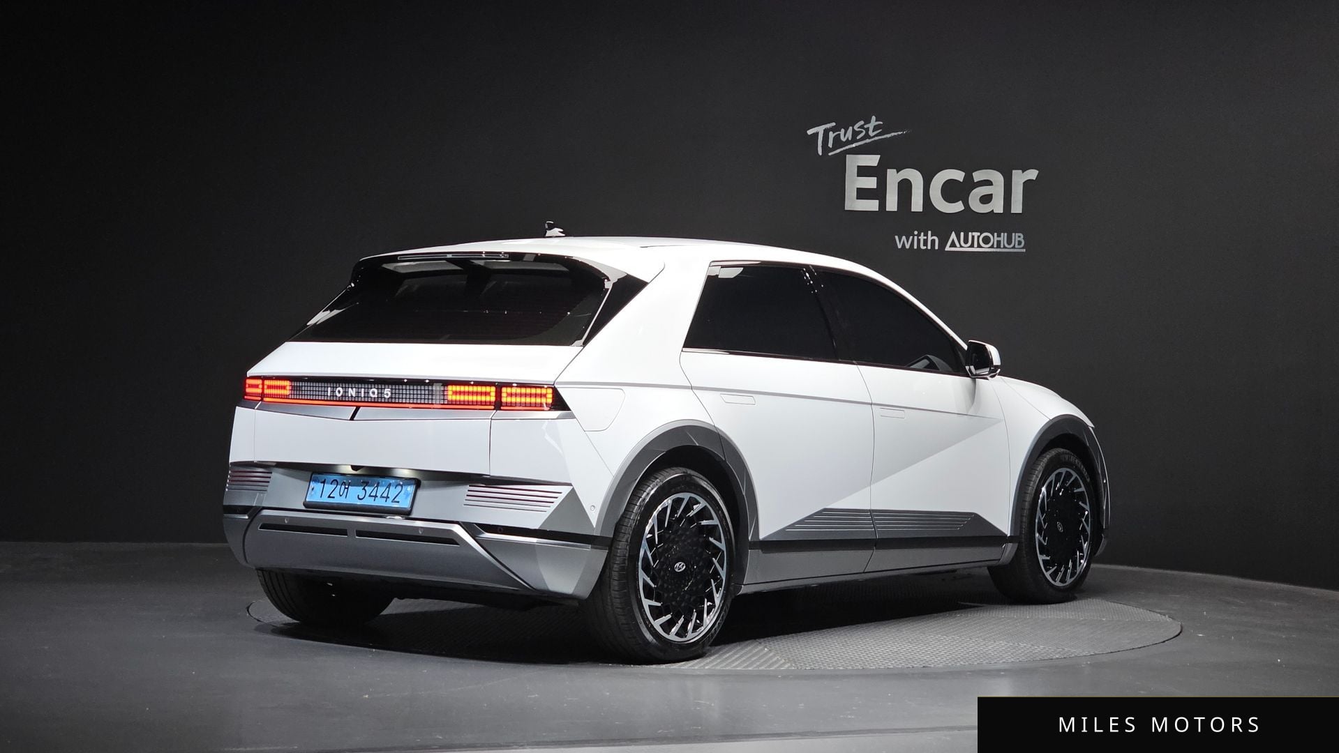 Hyundai Ioniq5 2024 — миниатюра 2