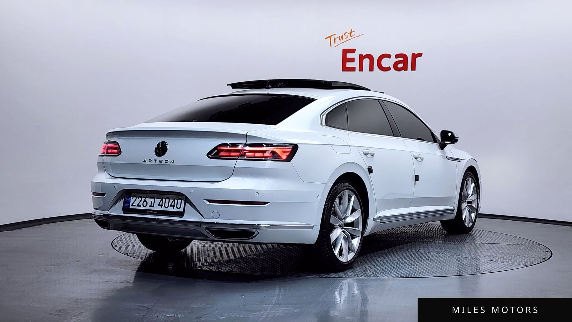 Volkswagen Arteon 2023 — миниатюра 2