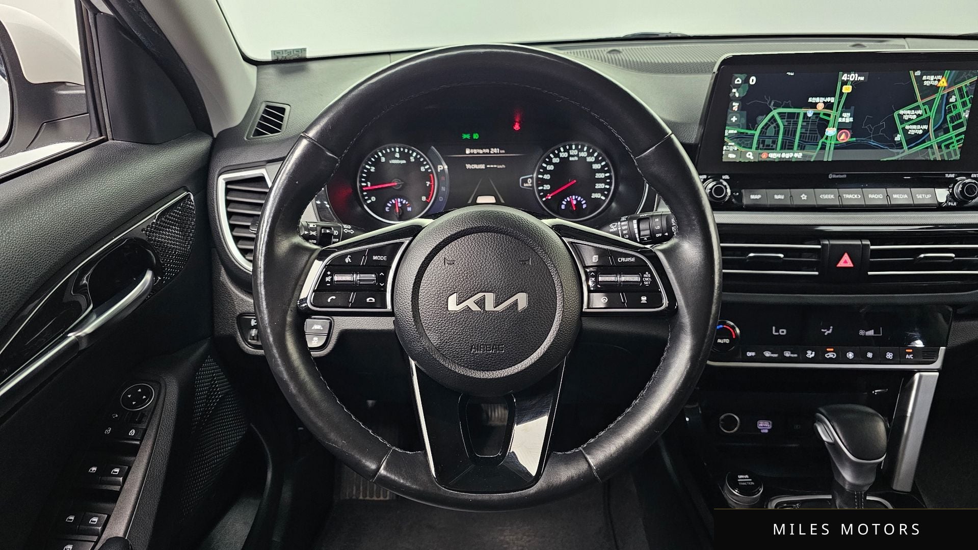Kia Seltos 2023 — миниатюра 21