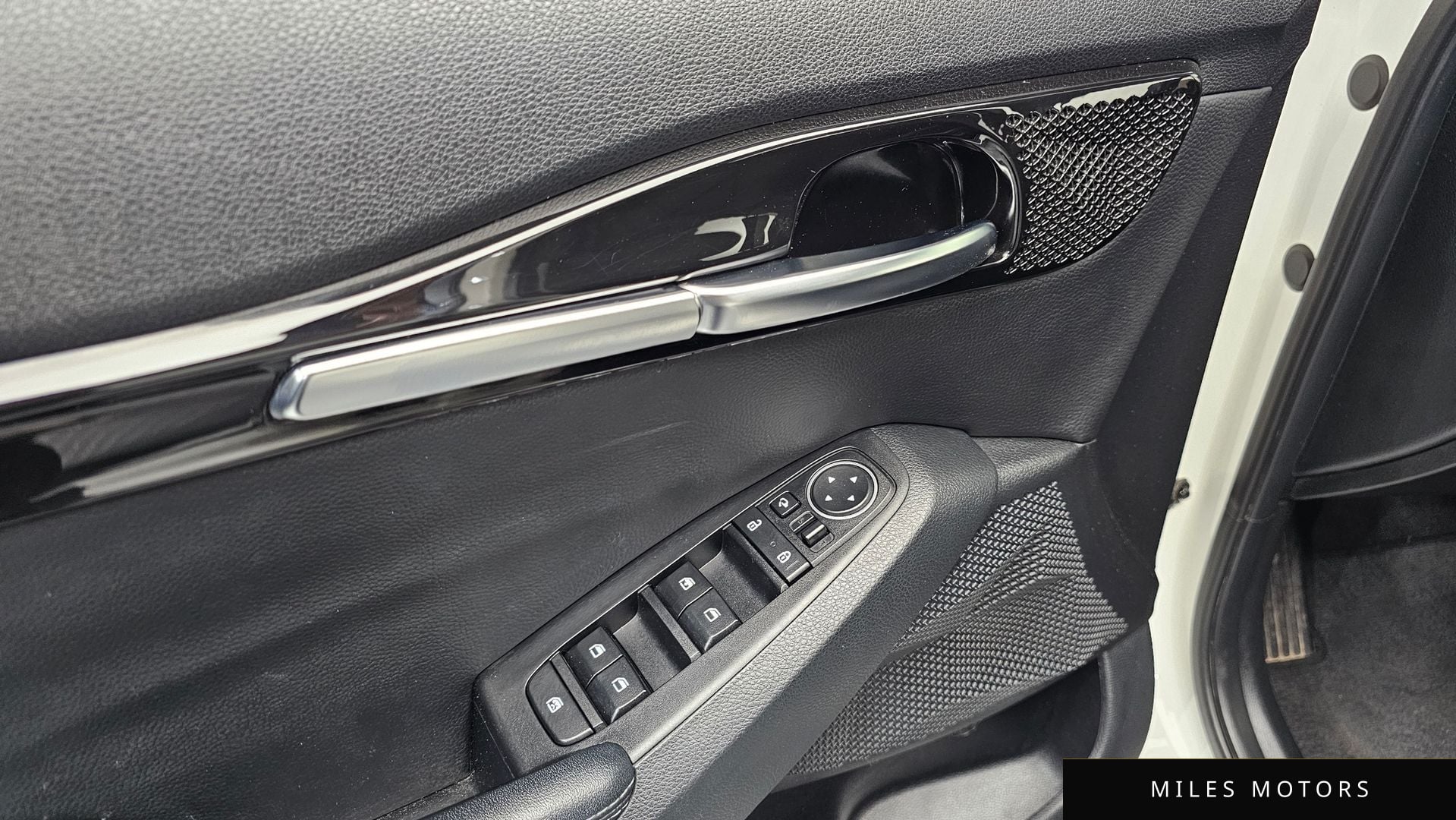 Kia Seltos 2023 — миниатюра 27