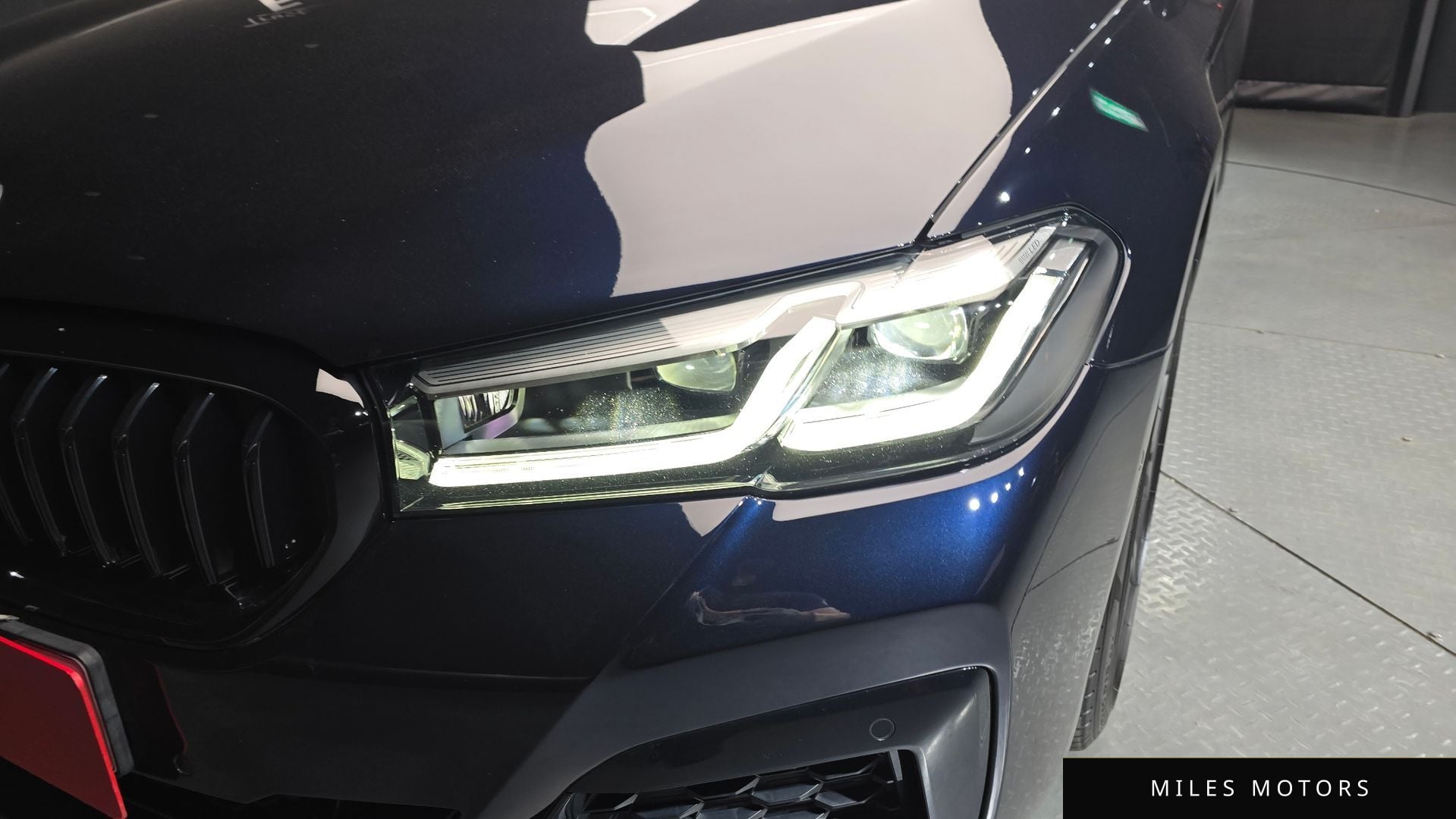 BMW 5 Series (G30) 2021 — миниатюра 8