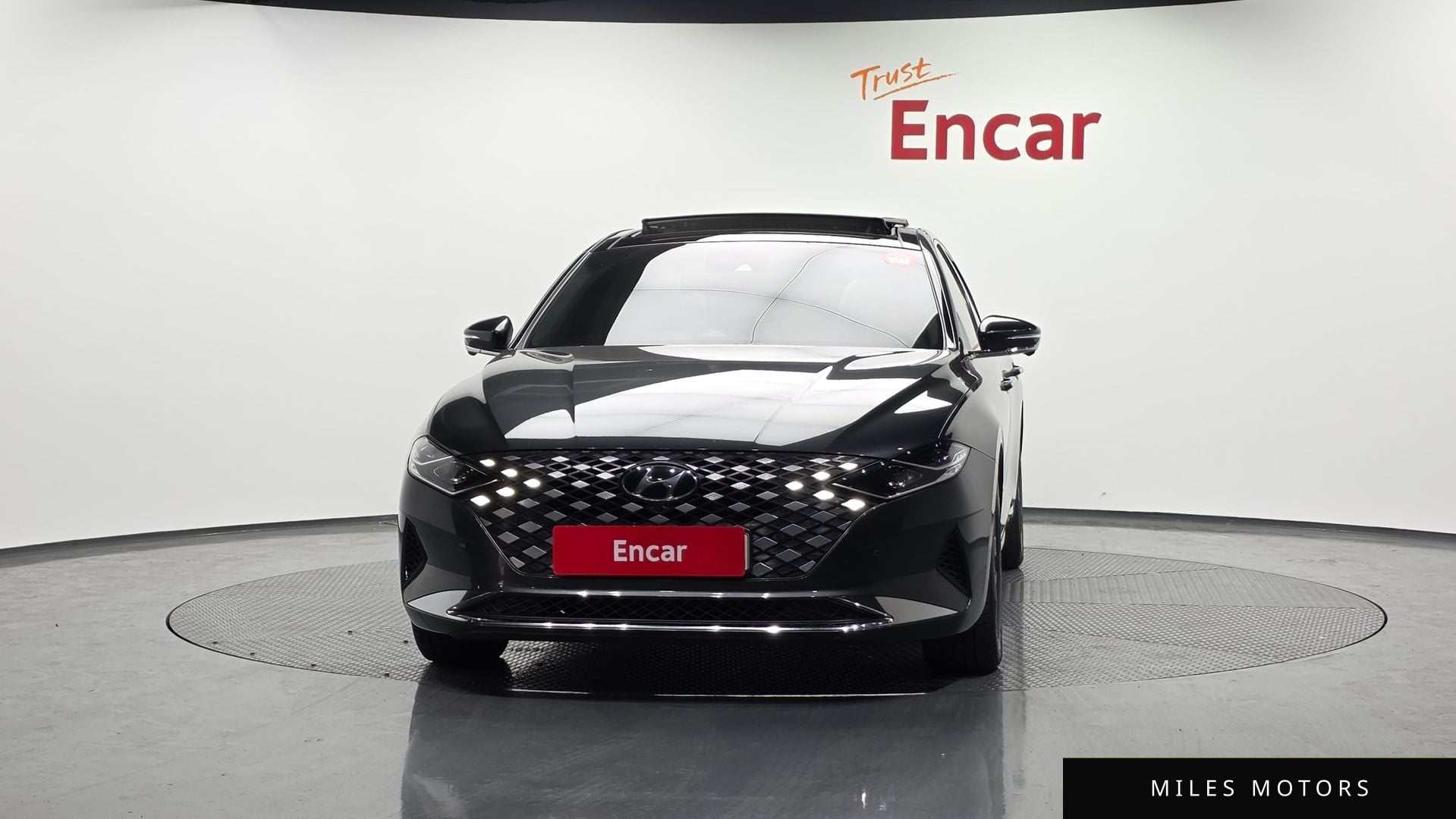Hyundai 뉴 그랜저 IG 하이브리드 2022 — миниатюра 3