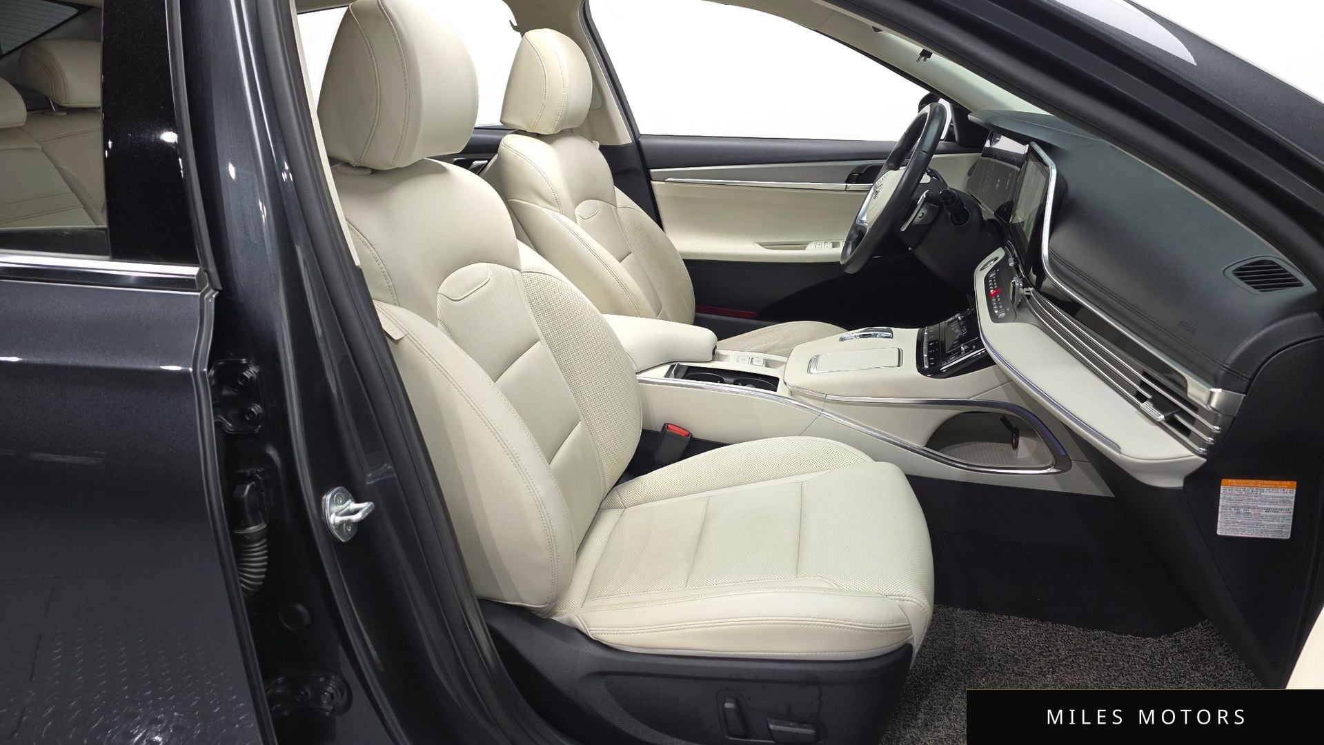 Hyundai 뉴 그랜저 IG 하이브리드 2022 — миниатюра 18