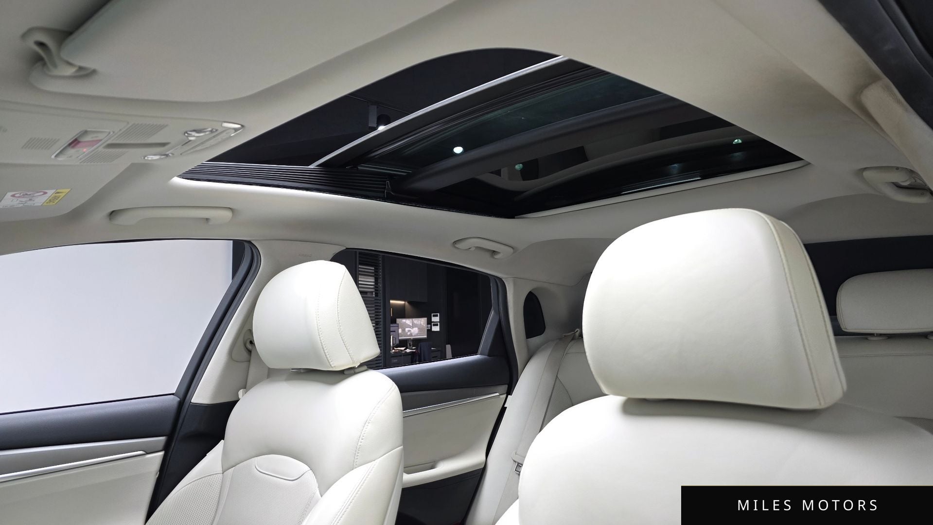 Hyundai 뉴 그랜저 IG 하이브리드 2022 — миниатюра 24