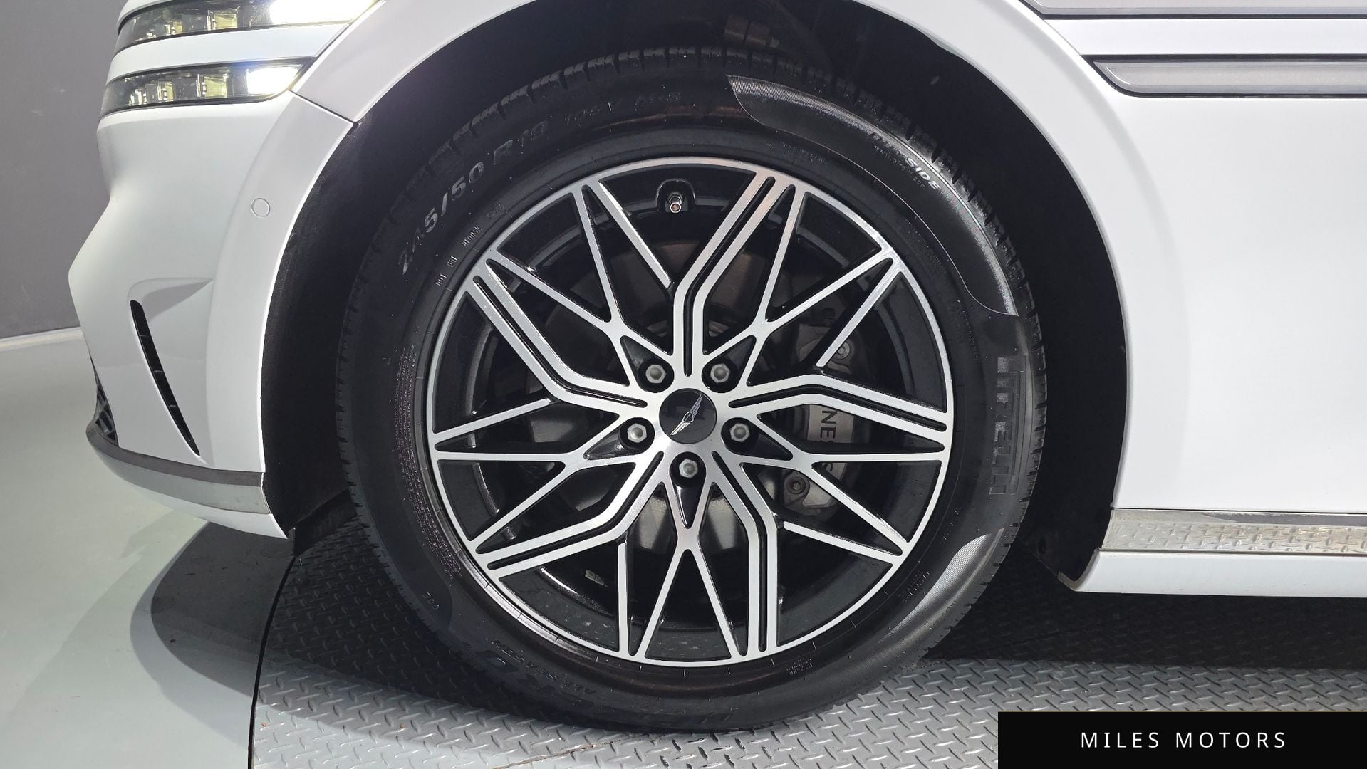 Genesis G90 (RS4) 2022 — миниатюра 5