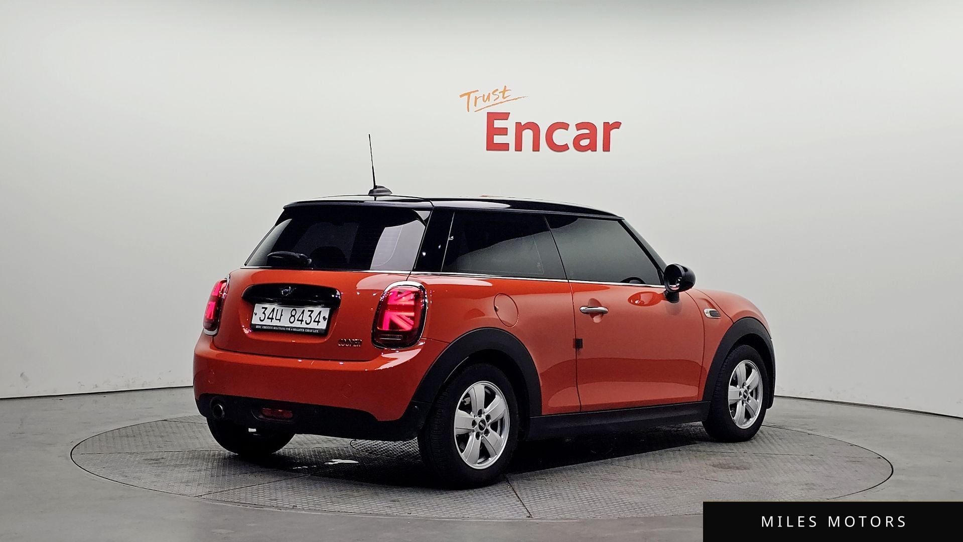 MINI 쿠퍼 2019 — миниатюра 2