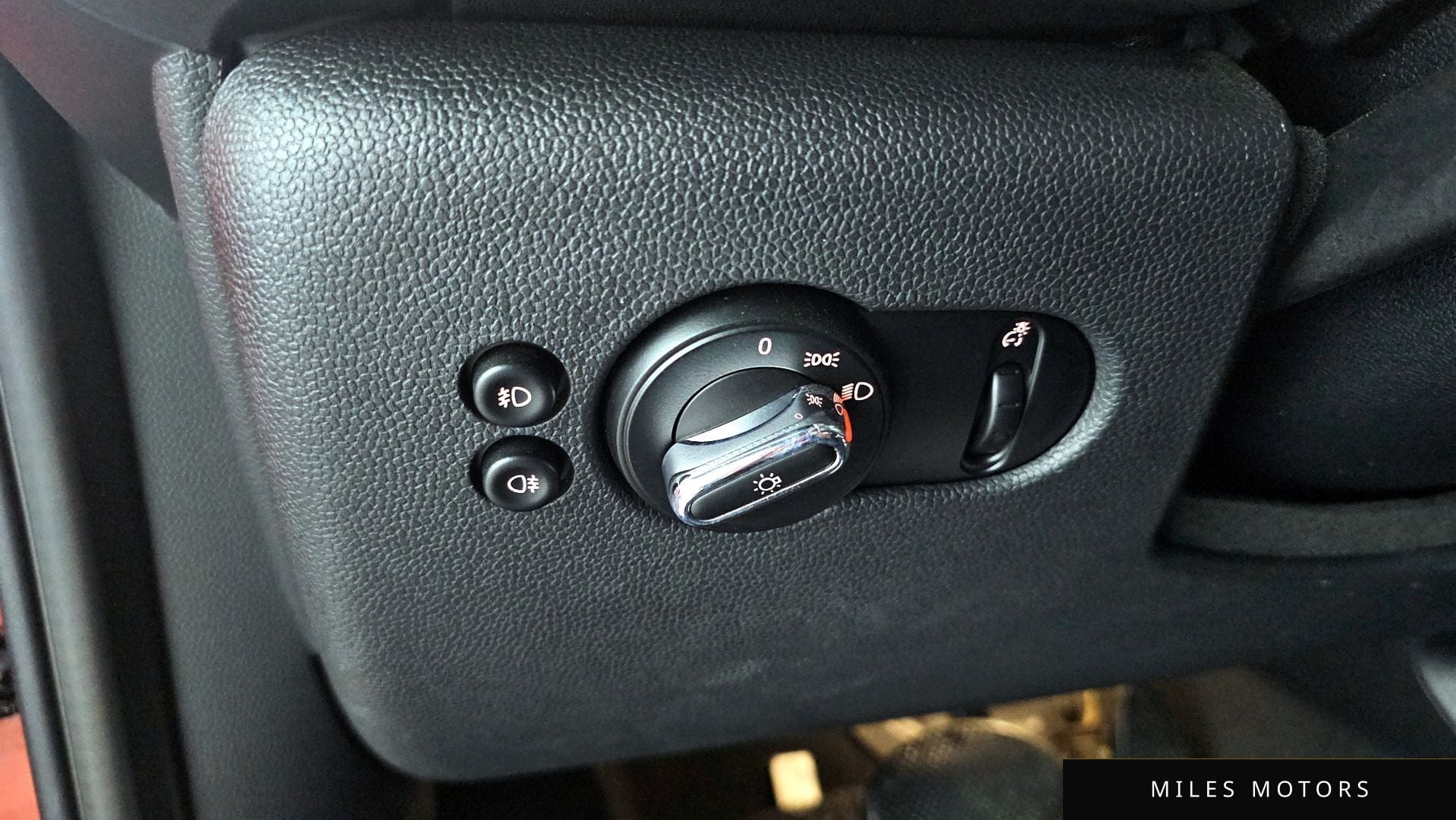 MINI 쿠퍼 2019 — миниатюра 14