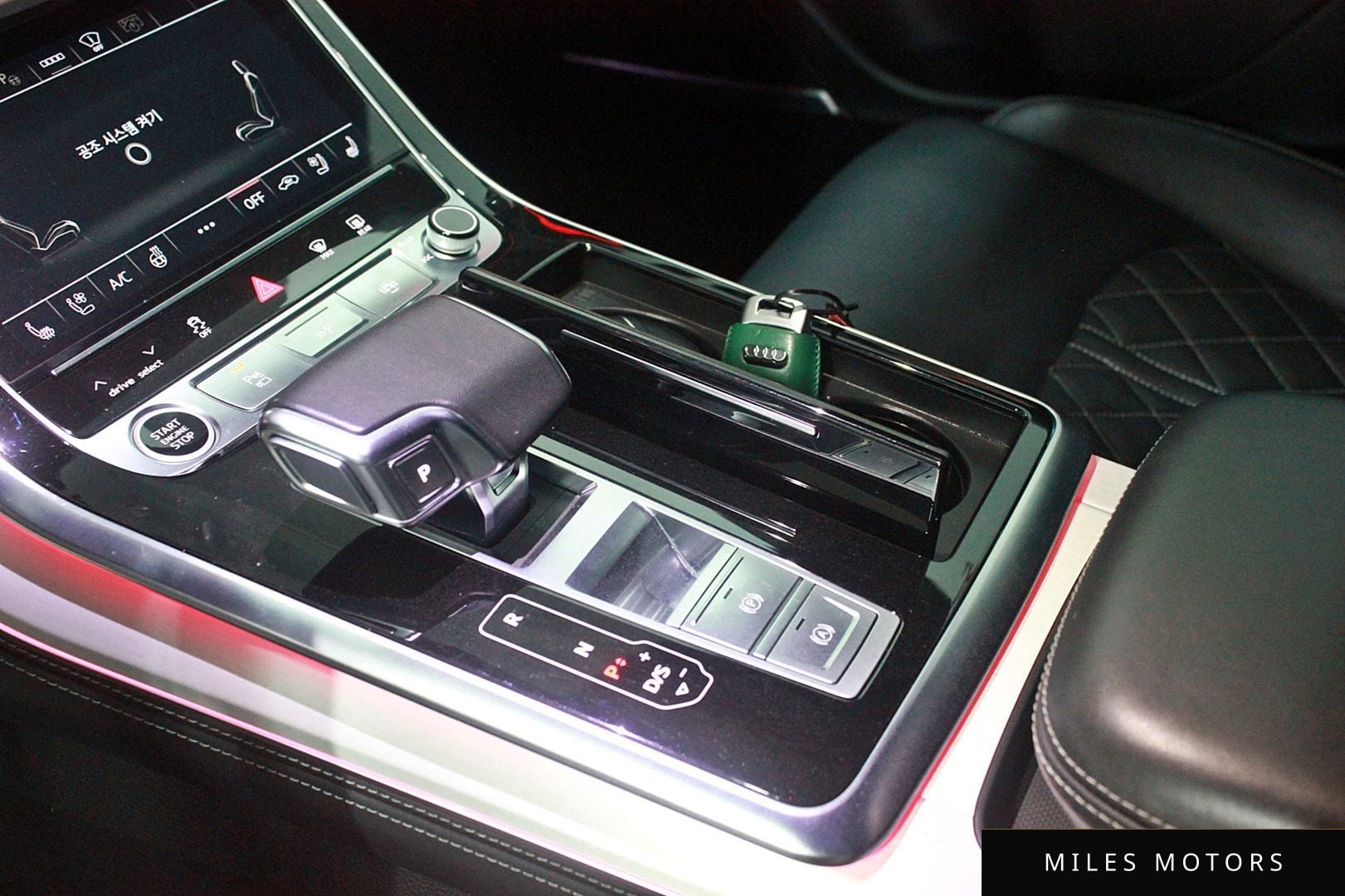 Audi Q8 (4M) 2023 — миниатюра 9