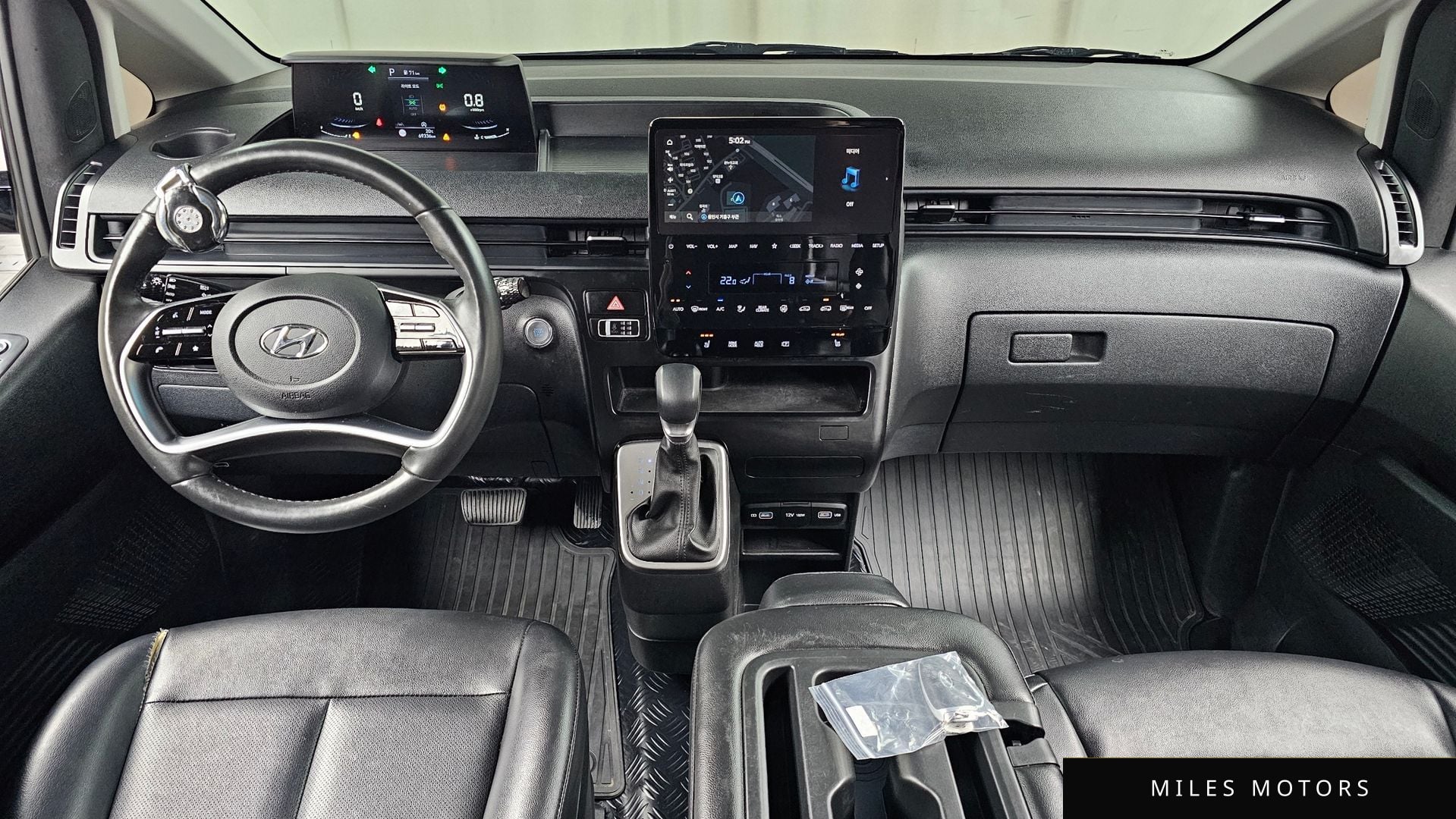 Hyundai Staria 2023 — миниатюра 10
