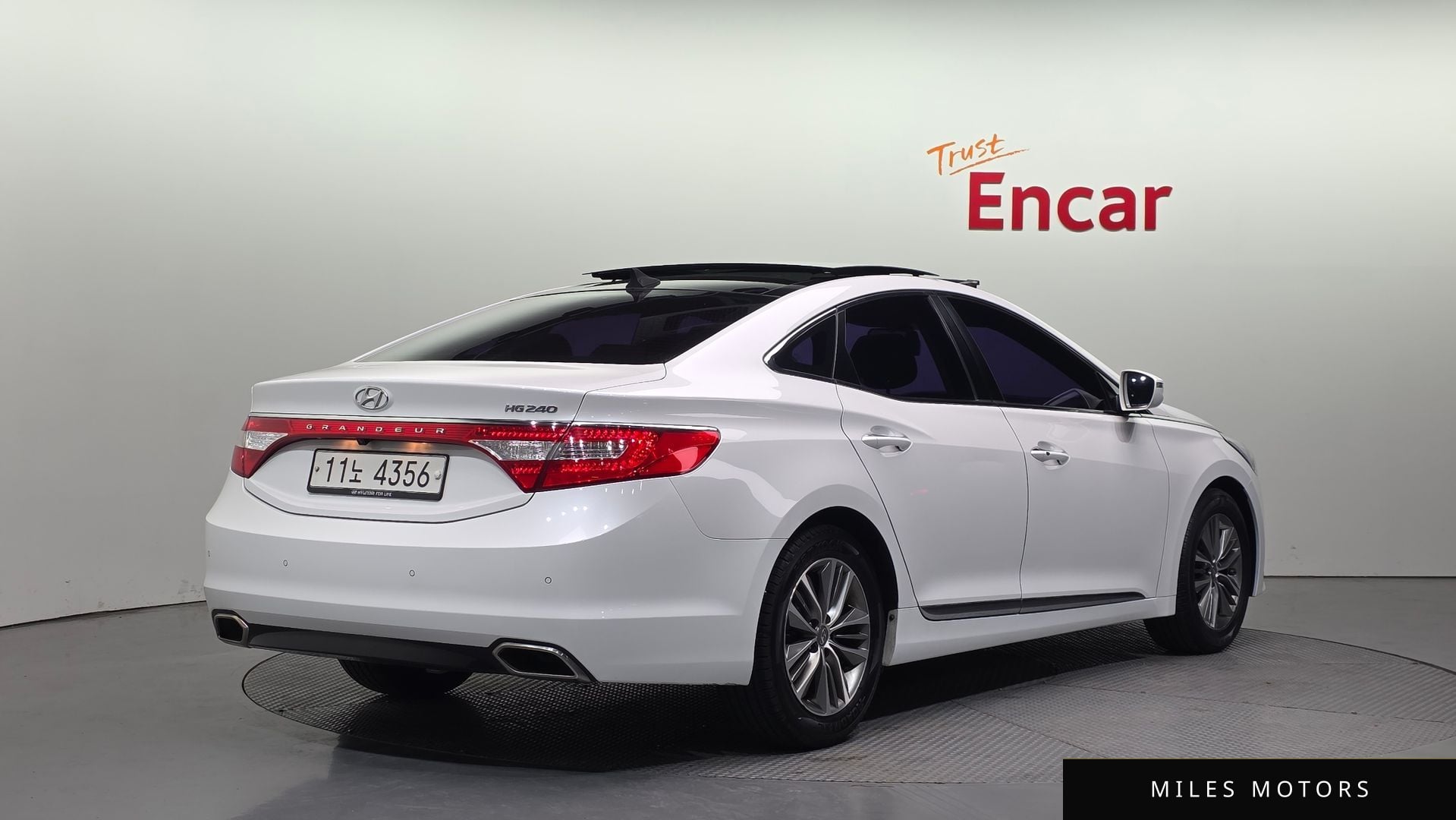 Hyundai Grandeur 2015 — миниатюра 2