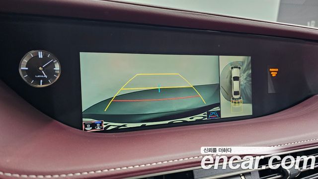 Лексус LS500h 2019 — миниатюра 15