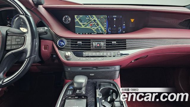 Лексус LS500h 2019 — миниатюра 16