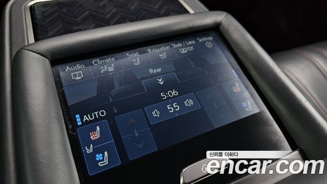 Лексус LS500h 2019 — миниатюра 18
