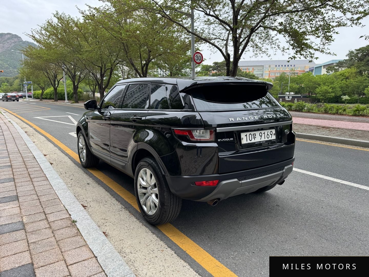 Land Rover Range Rover Evoque 2018 — миниатюра 3
