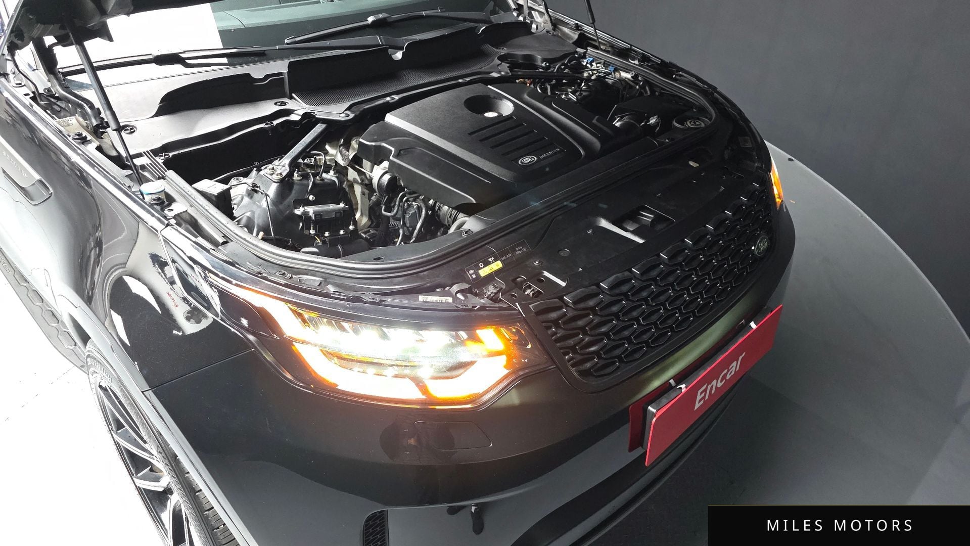 Land Rover Discovery 2018 — миниатюра 6