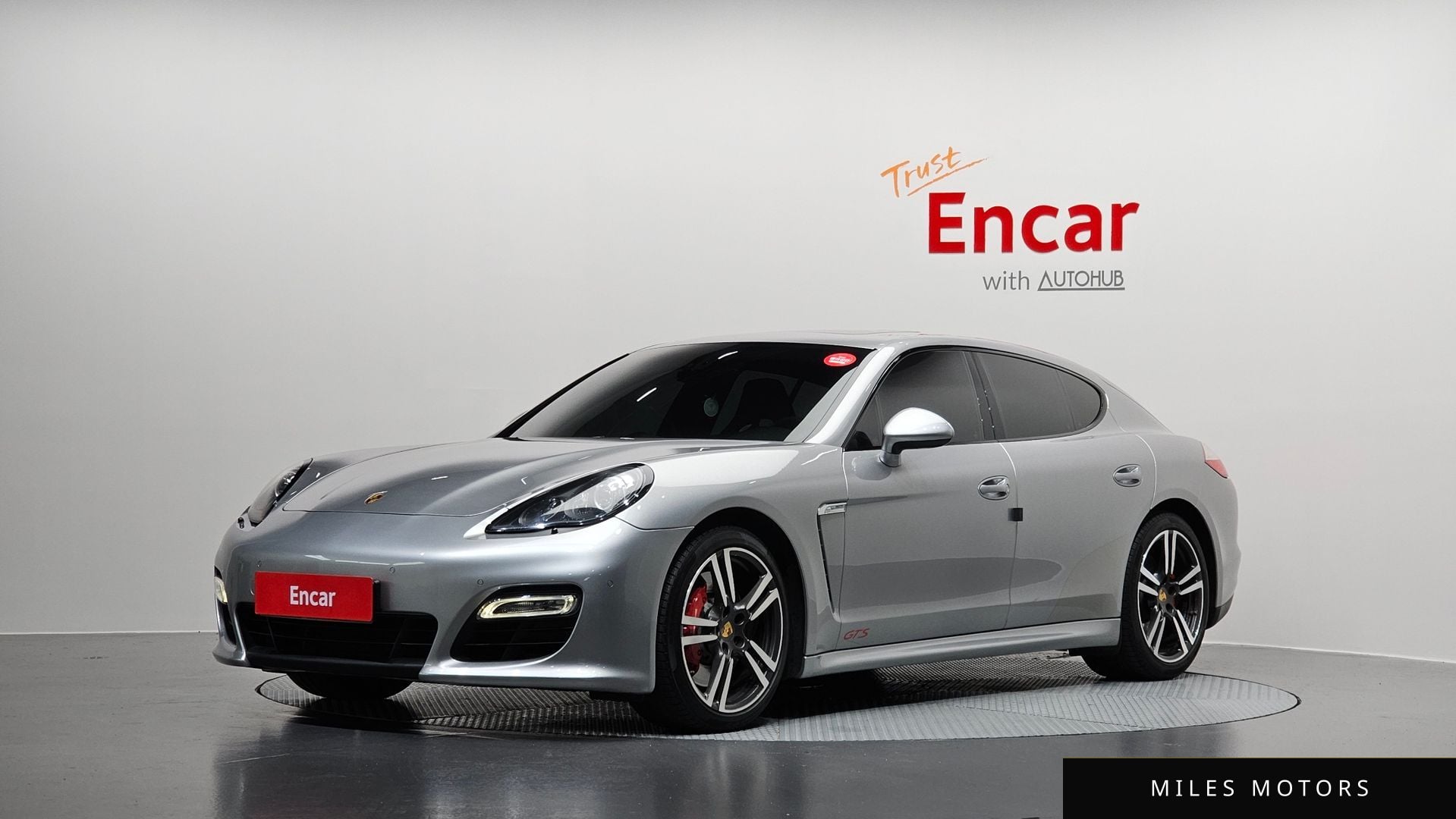 Porsche Panamera 2013 — фото 1 из 12