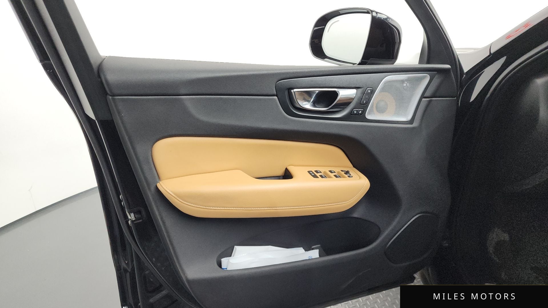 Volvo XC60 2019 — миниатюра 14