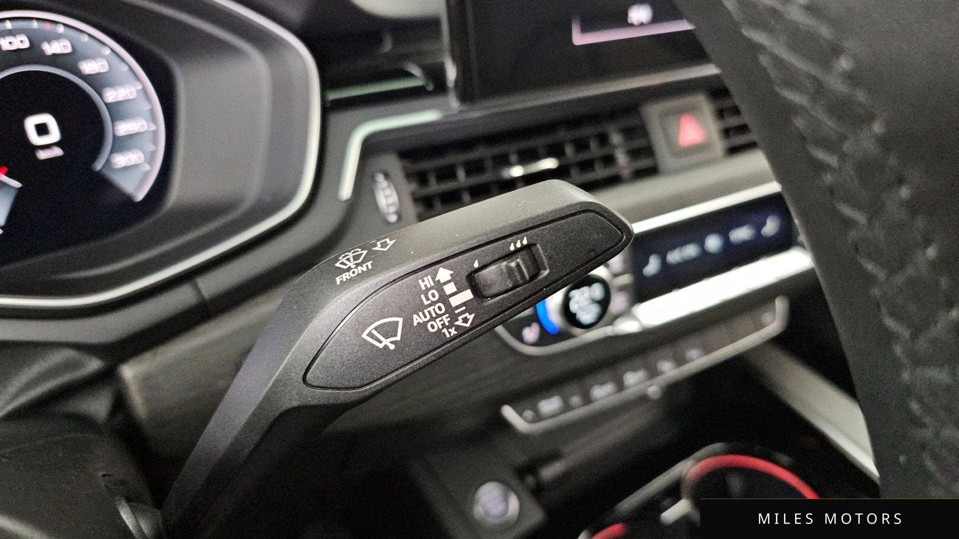 Audi A4 (B9) 2023 — миниатюра 29