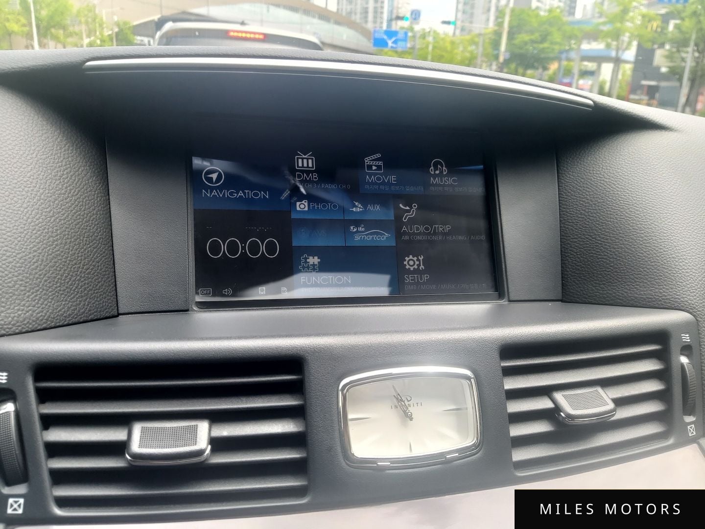 Infiniti Q70 2015 — миниатюра 15